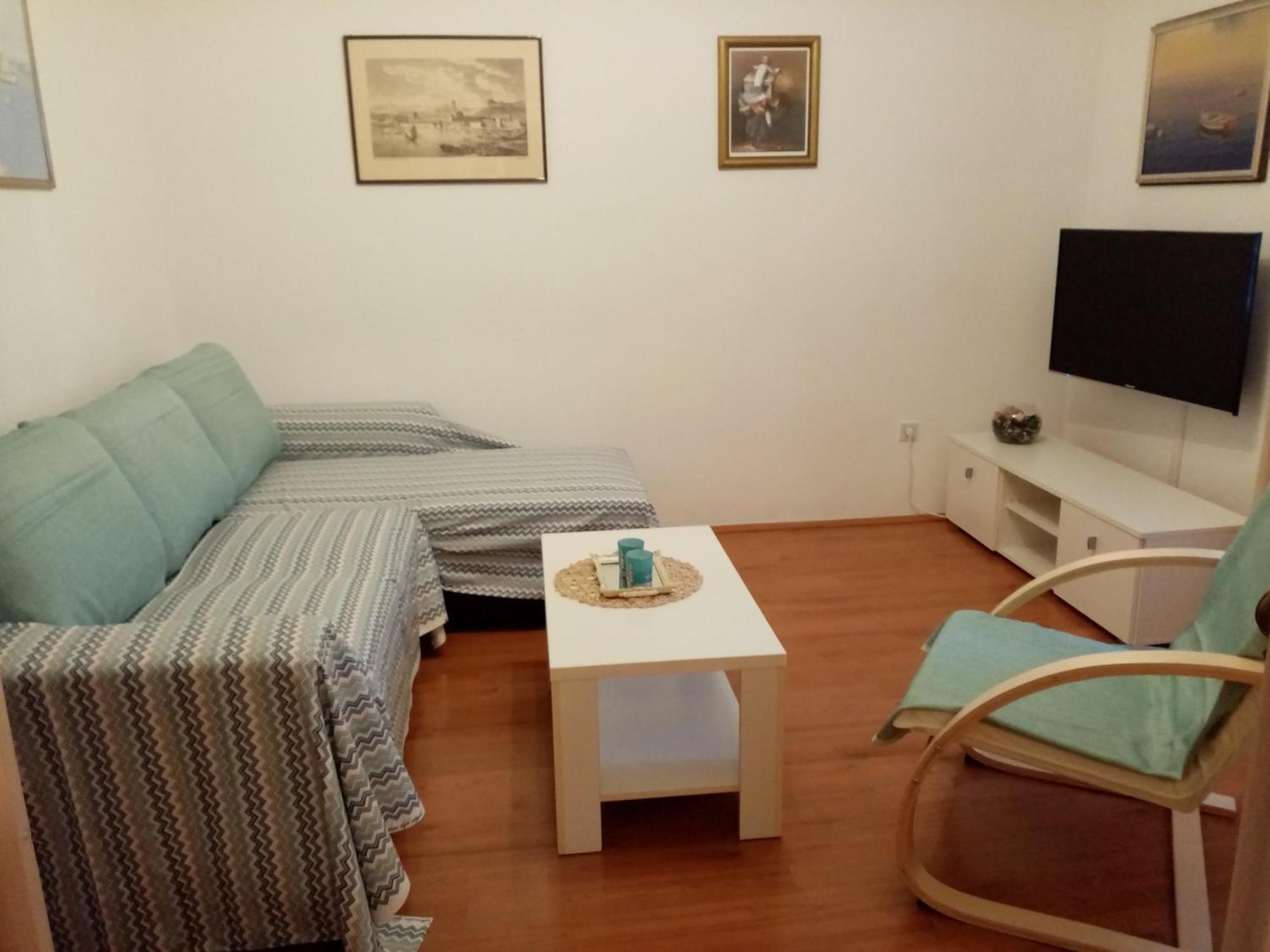 Tihana-Ground Floor With Large Terrace Макарска Екстериор снимка