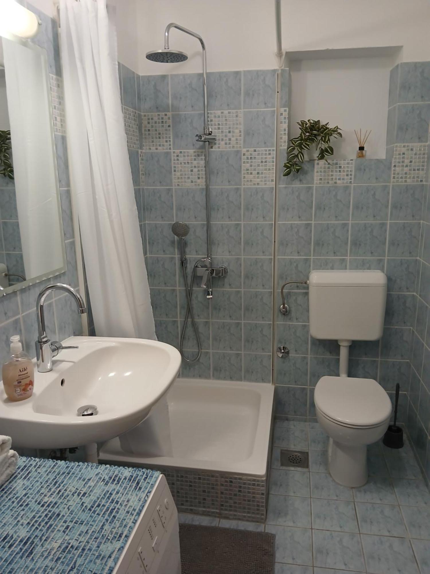 Tihana-Ground Floor With Large Terrace Макарска Екстериор снимка